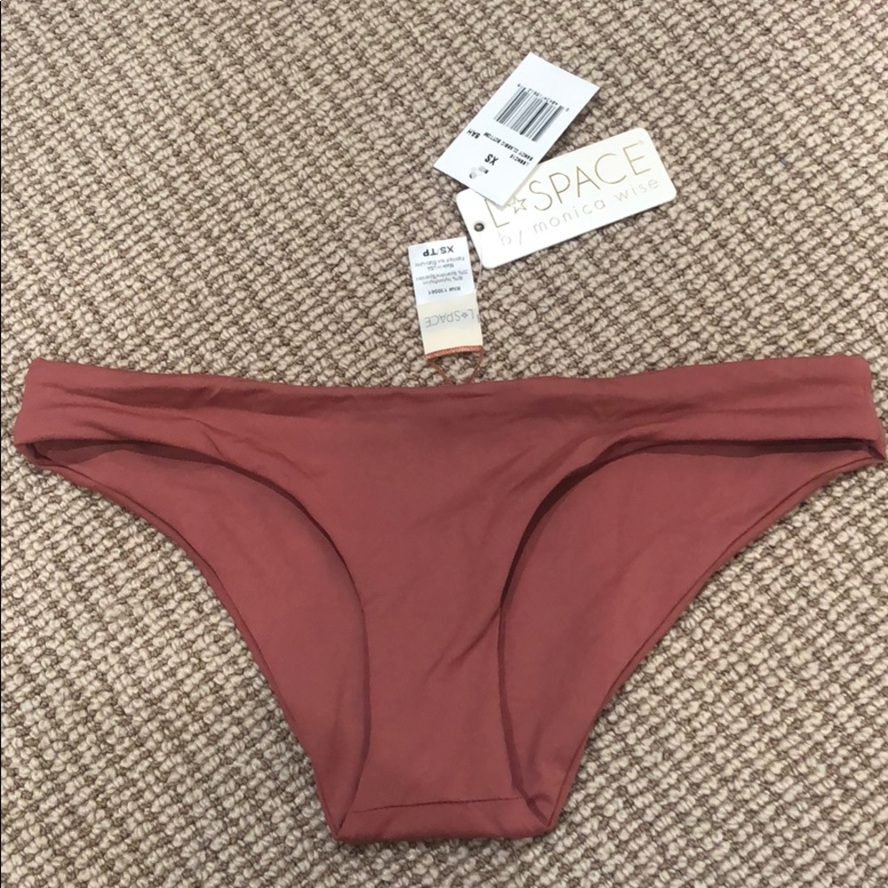 NWT L*Space swim bottom size Xs